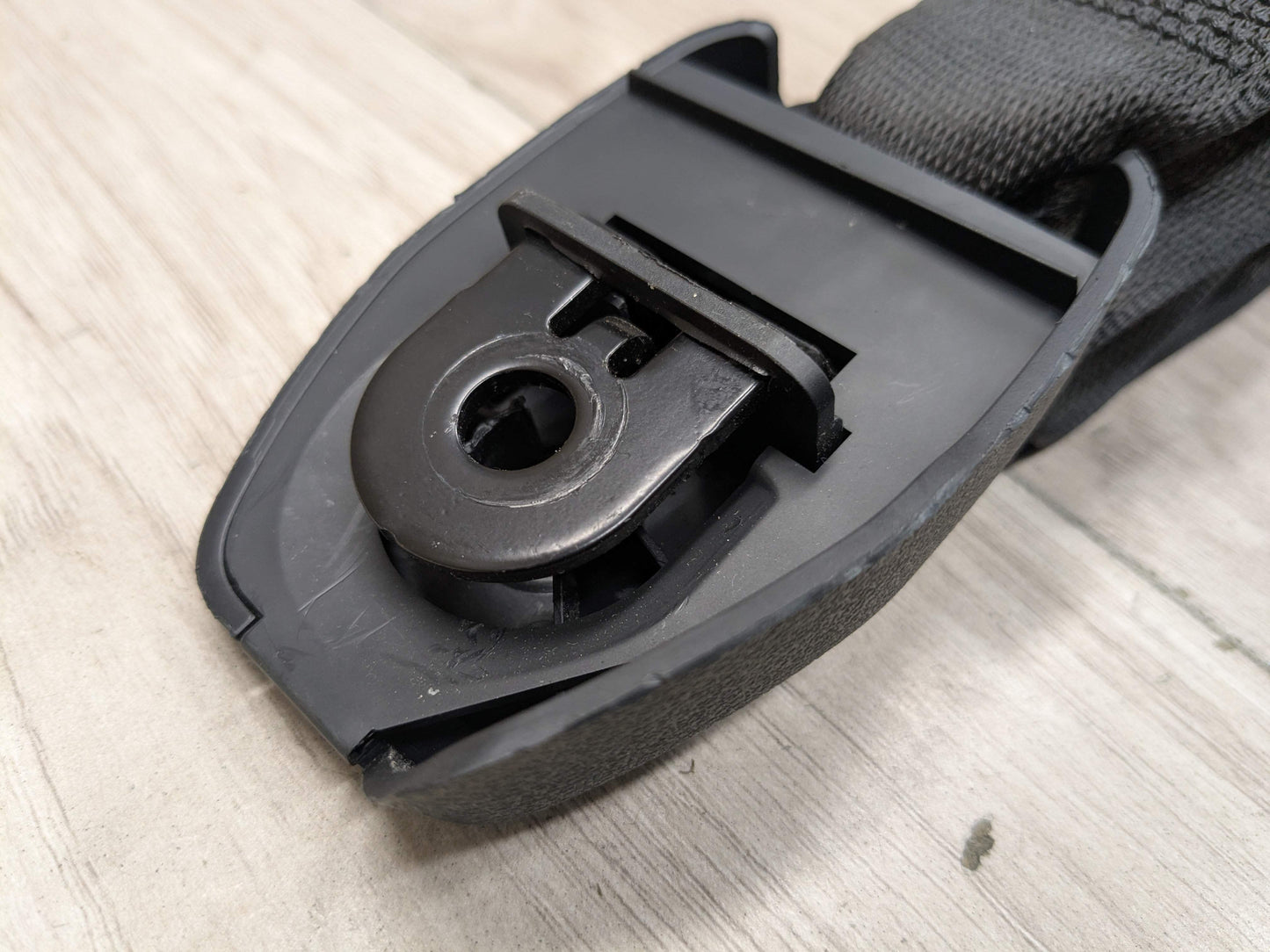 OEM BMW G20 G80 330 M340 M3 Front Right Passenger Seat Belt Seatbelt Retractor
