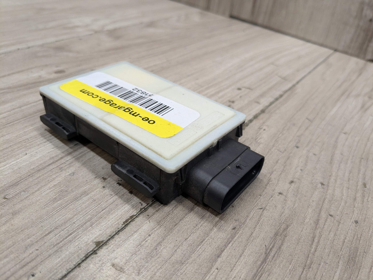 OEM BMW F90 G01 G05 G16 G20 G22 G23 G26 G30 G80 Blind Spot Sensor Radar Module