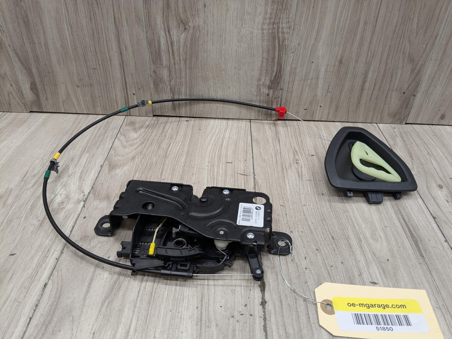 OEM BMW F44 F90 G20 G22 G26 G30 G42 G80 G82 Trunk Lid Latch Lock Opener Actuator