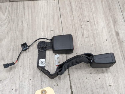 OEM BMW G20 G22 G26 G80 G82 M3 M4 Rear Right Passenger Seatbelt Seat Belt Buckle
