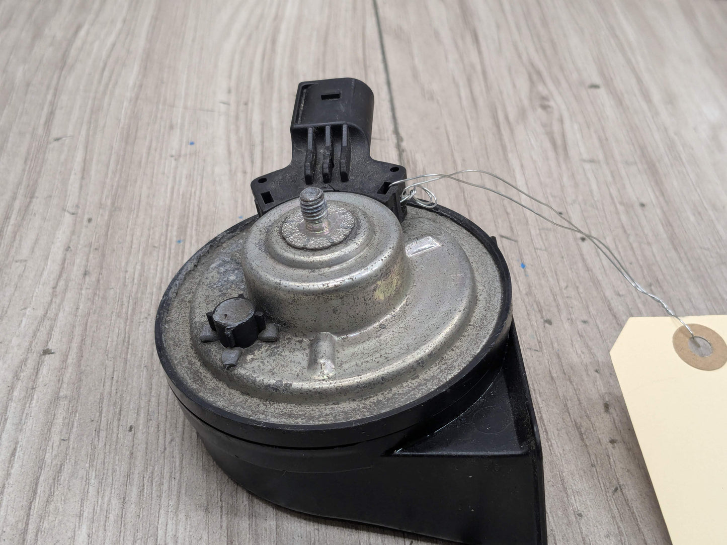 OEM BMW G20 G22 G23 G42 G87 M2 230 330 430 M240 M340 M440 LOW Pitch Horn Siren