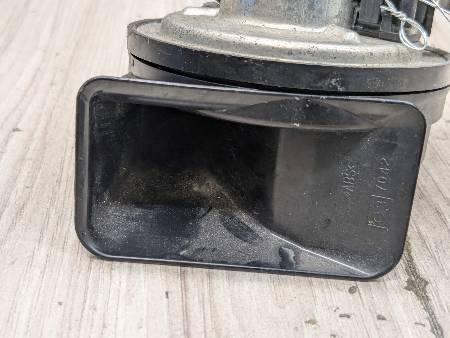 OEM BMW G20 G22 G23 G42 G87 M2 230 330 430 M240 M340 M440 LOW Pitch Horn Siren