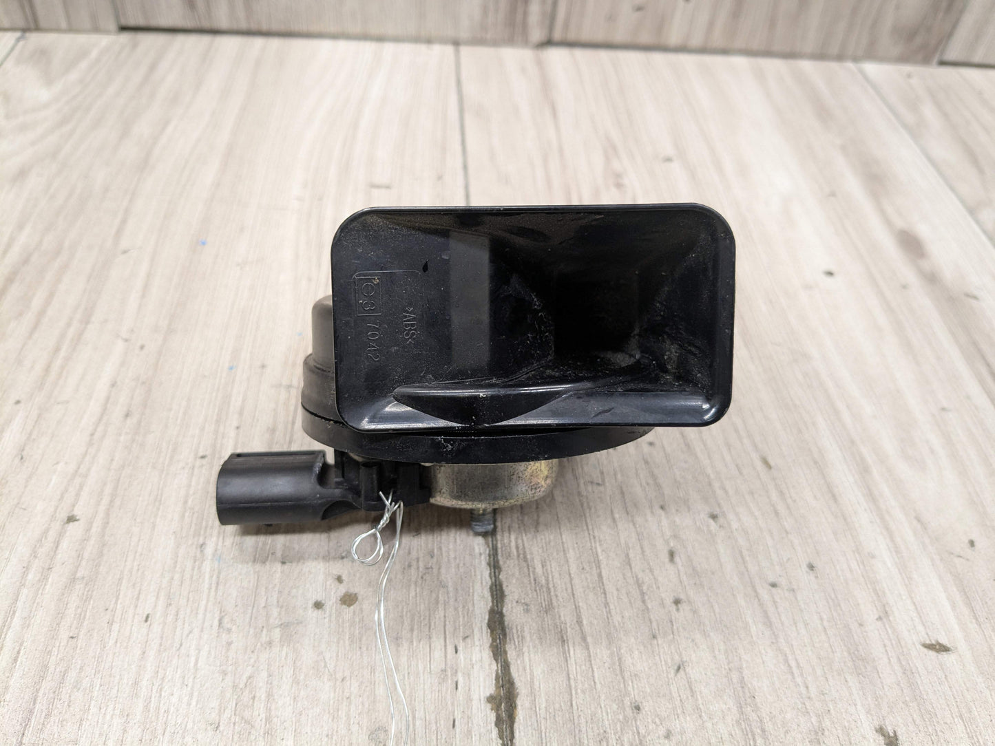 OEM BMW G20 G22 G23 G42 G87 M2 230 330 430 M240 M340 M440 LOW Pitch Horn Siren