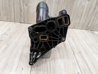 17-20 OEM BMW F22 F30 F32 F36 G01 G30 230 330 430 Engine B46 Oil Filter Housing