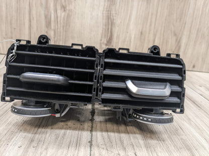 16-22 OEM BMW G11 G12 740 750 M760 B7 Rear Center Console AC Air Vent Grille