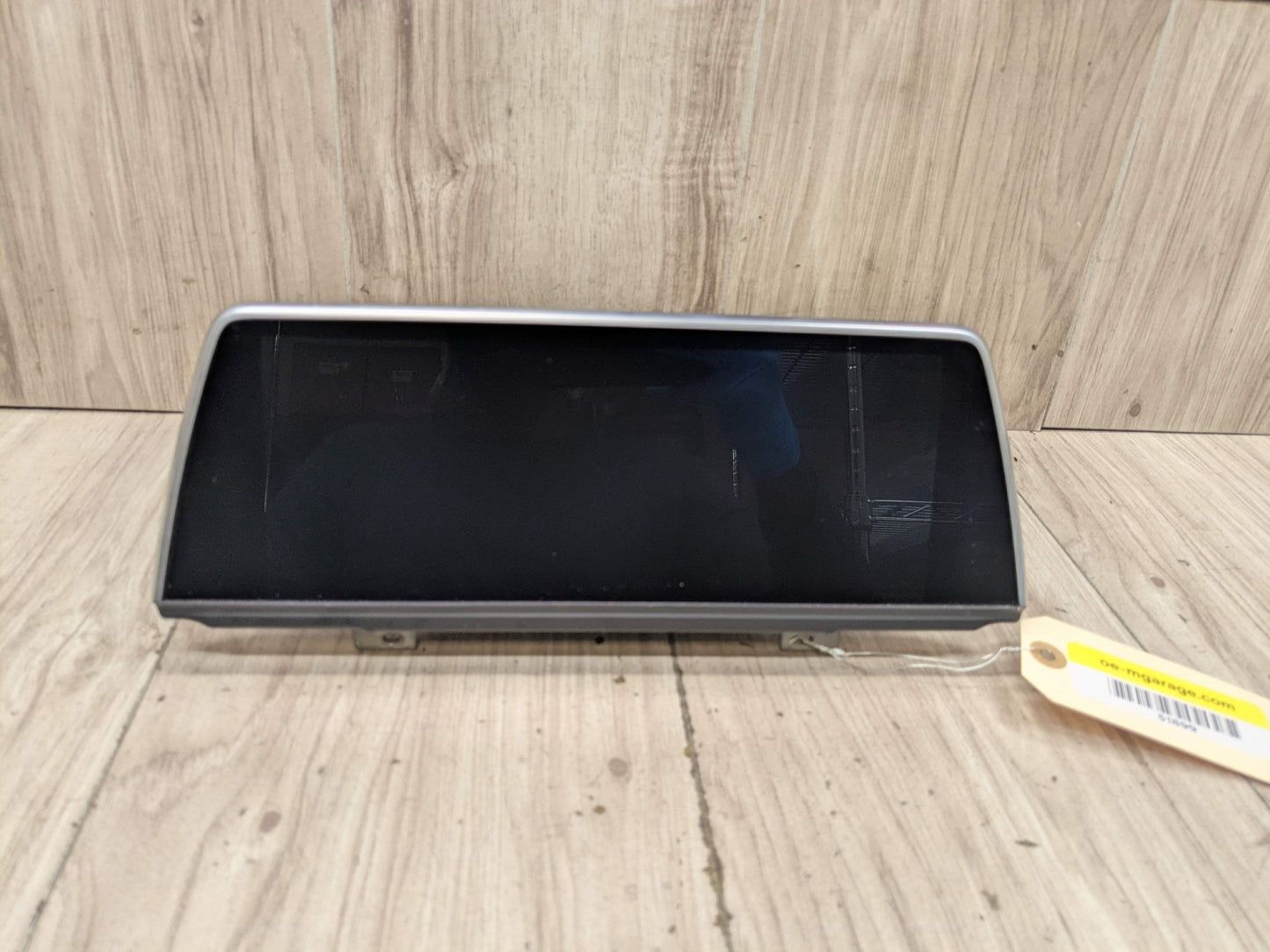 20-22 OEM BMW G11 G12 740 750 760 CID Central Information Display Screen 10.25