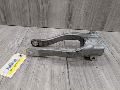OEM BMW G11 G12 G30 740 750 Front Right Passenger Shock Strut Mount Bracket