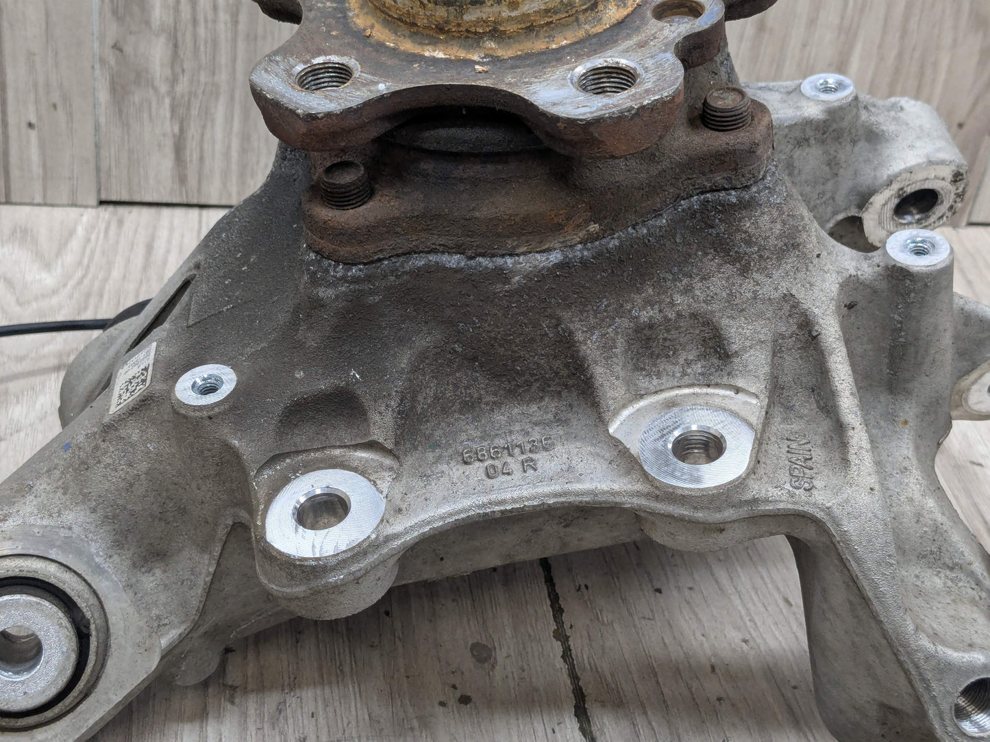 16-22 OEM BMW G11 G12 740 Rear Right Passenger Knuckle Wheel Hub Spindle Bearing