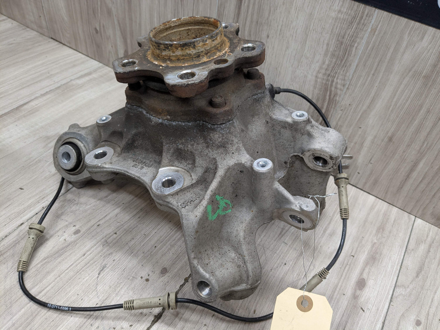 16-22 OEM BMW G11 G12 740 Rear Right Passenger Knuckle Wheel Hub Spindle Bearing