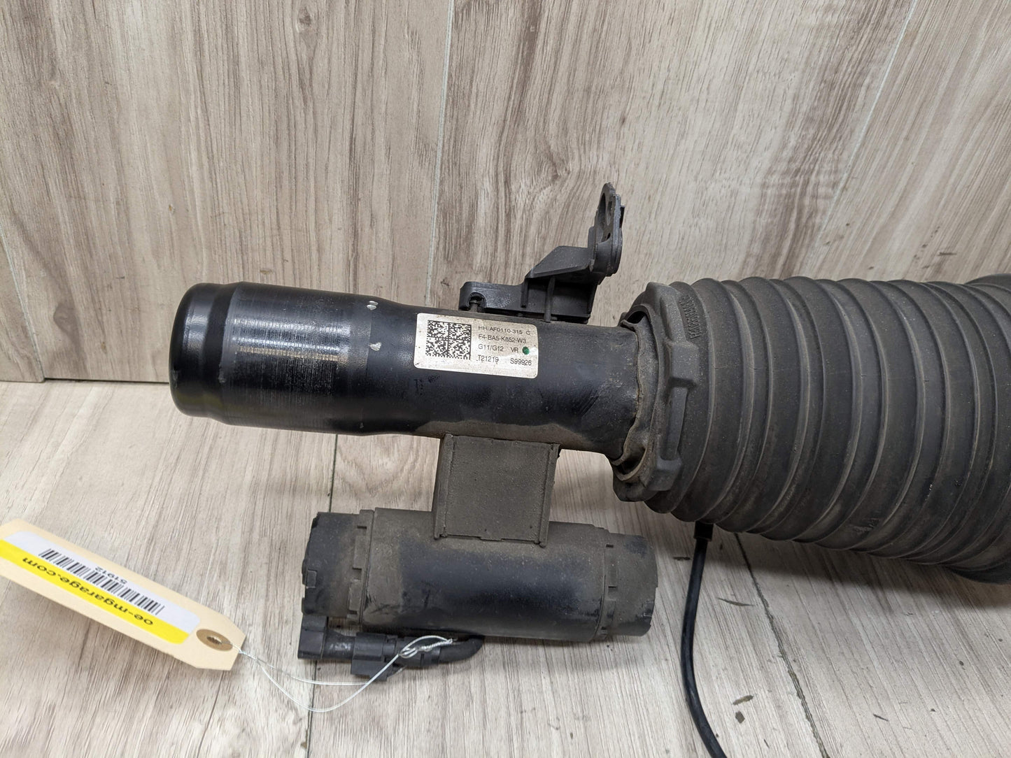 OEM BMW G11 G12 740 750 Front Right Passenger Air Suspension Shock Absorber
