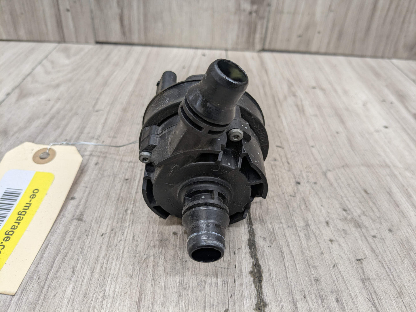 OEM BMW F23 F30 F32 F36 F80 F82 G01* Engine B46 S55 Auxiliary Coolant Water Pump