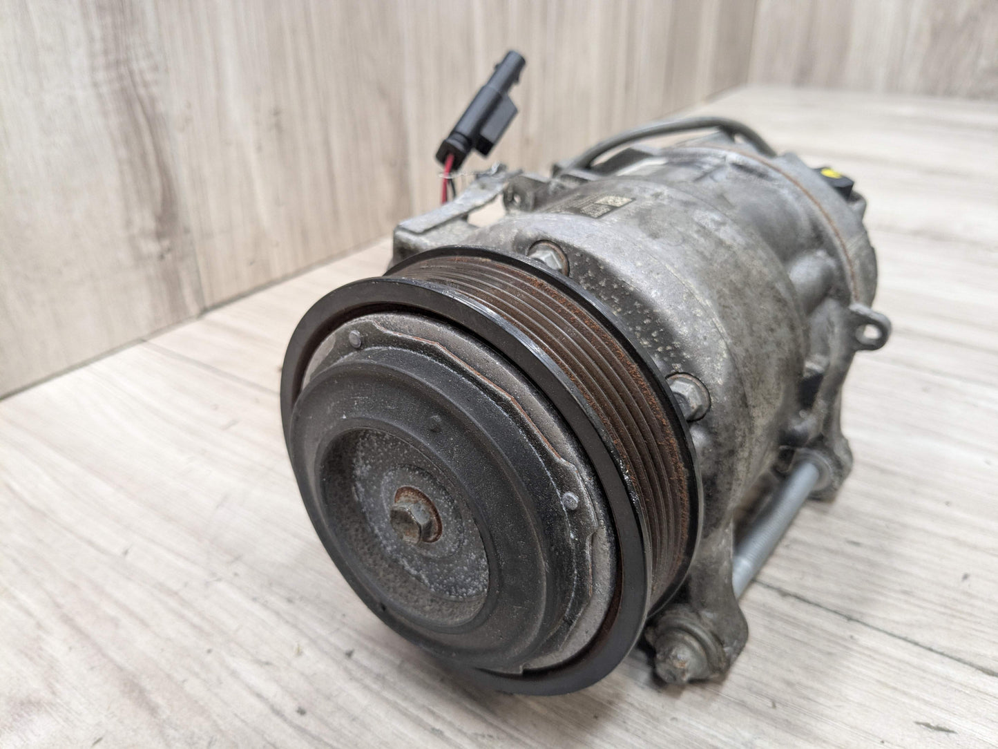 OEM BMW F97 G01 G20 G22 G23 G26 G42 G80 G82 AC Compressor Clutch A/C Pump Pulley