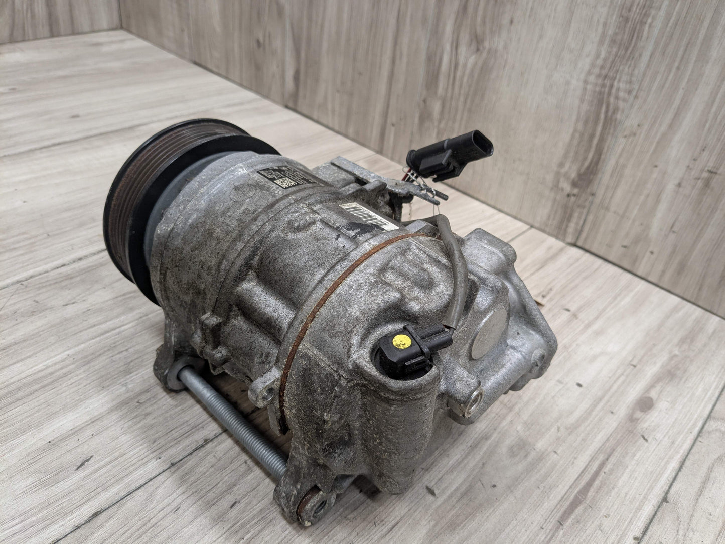 OEM BMW F97 G01 G20 G22 G23 G26 G42 G80 G82 AC Compressor Clutch A/C Pump Pulley