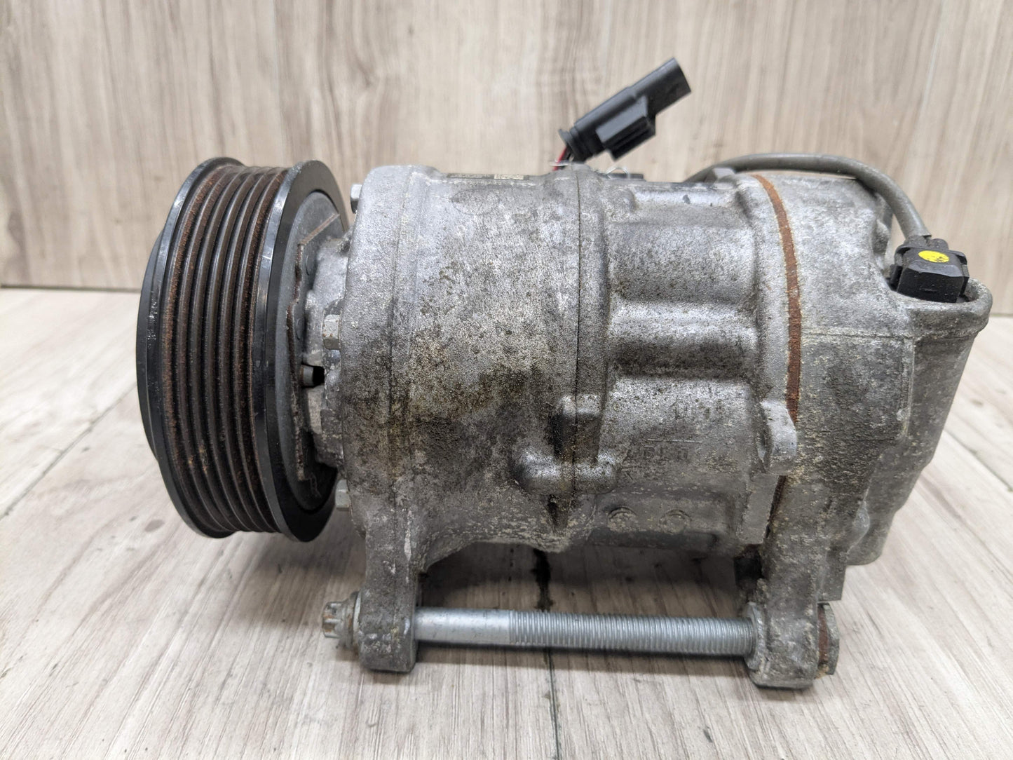 OEM BMW F97 G01 G20 G22 G23 G26 G42 G80 G82 AC Compressor Clutch A/C Pump Pulley