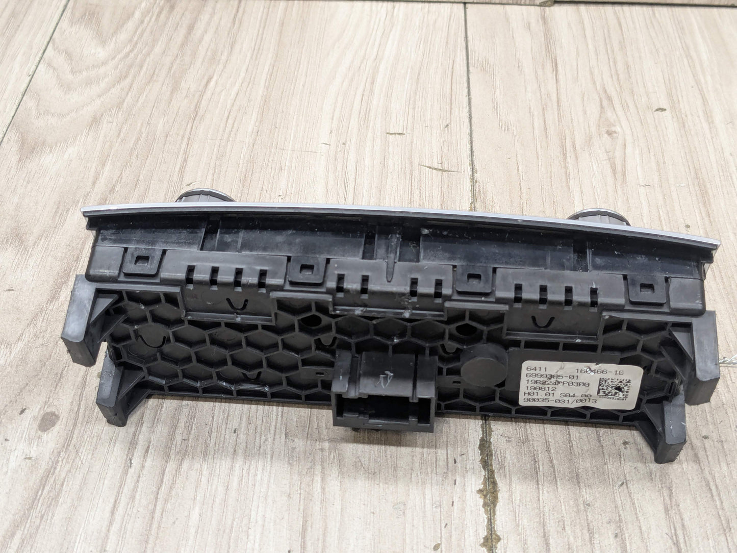 OEM BMW G11 G12 740 750 Rear Center Heat AC Climate Control Switch Heated Seats