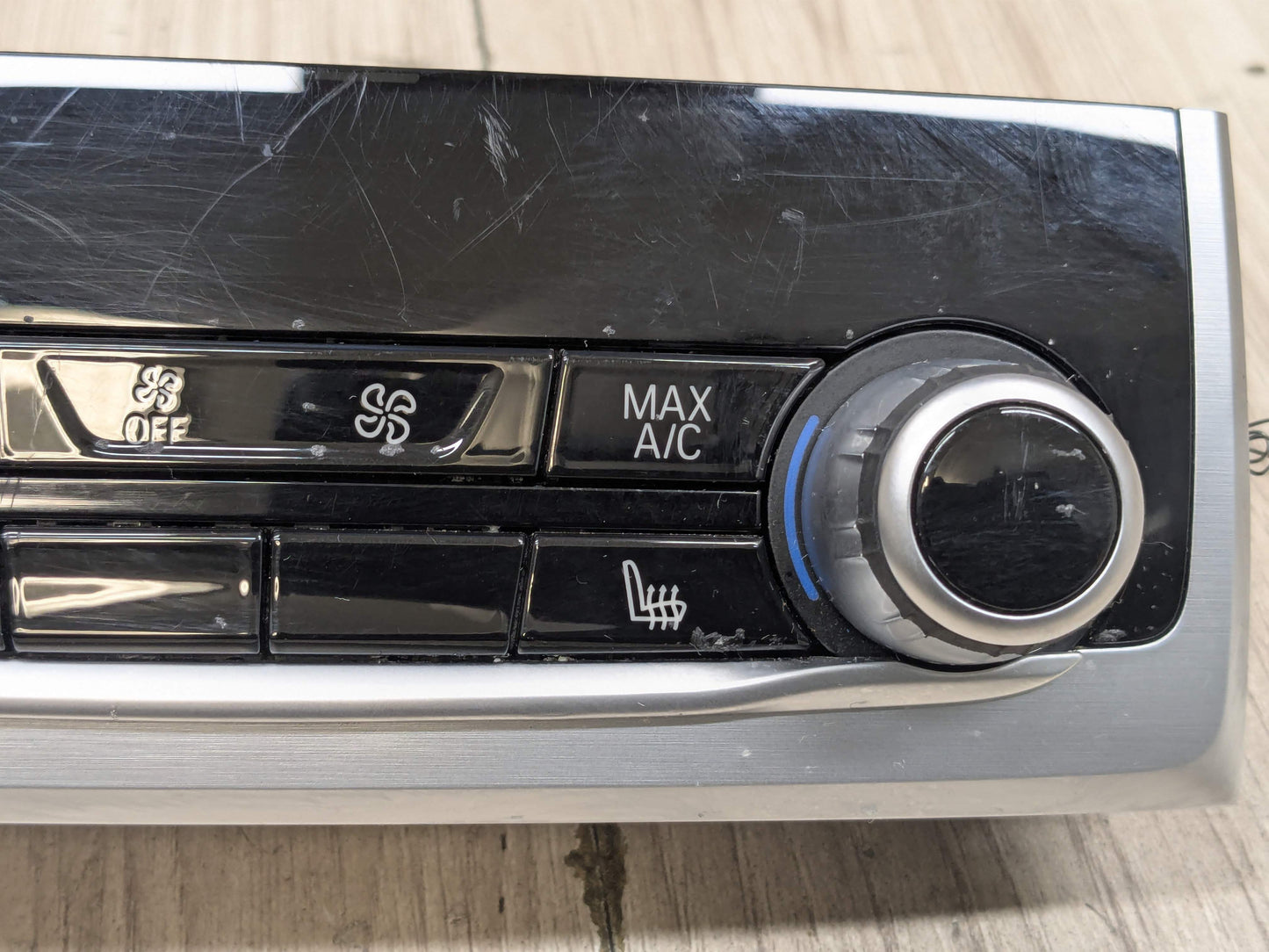 OEM BMW G11 G12 740 750 Rear Center Heat AC Climate Control Switch Heated Seats