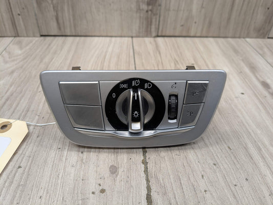 16-22 OEM BMW G11 G12 740 750 Headlight Lamp Control Switch Panel Module