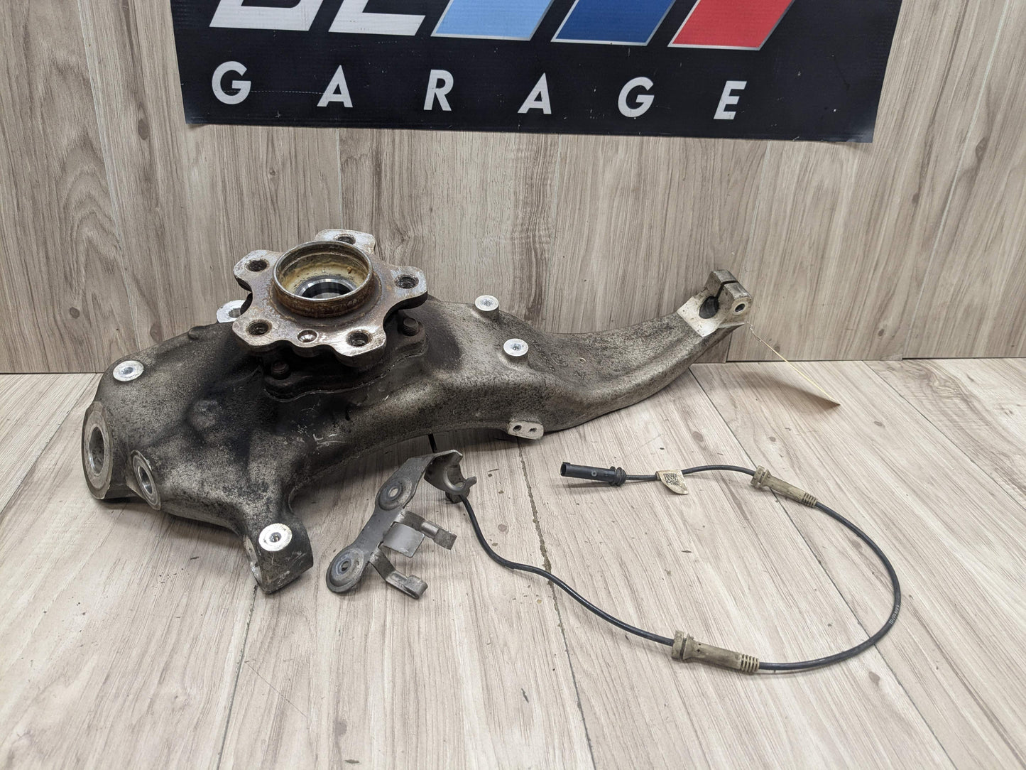 16-22 OEM BMW G11 G12 740 750 AWD Front Right Passenger Spindle Carrier Knuckle