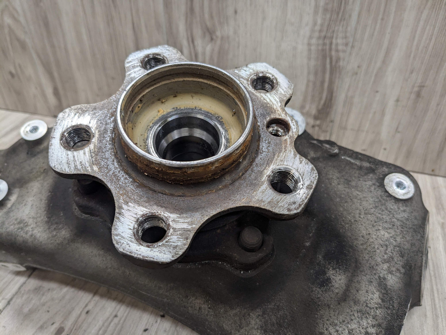 16-22 OEM BMW G11 G12 740 750 AWD Front Left Driver Spindle Carrier Knuckle