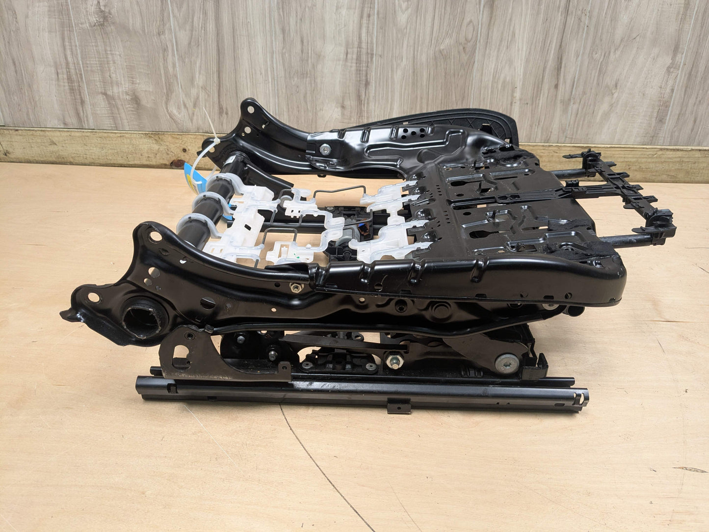 16-22 OEM BMW G12 740 750 Front Left Driver Seat Rail Track Frame w/Motors