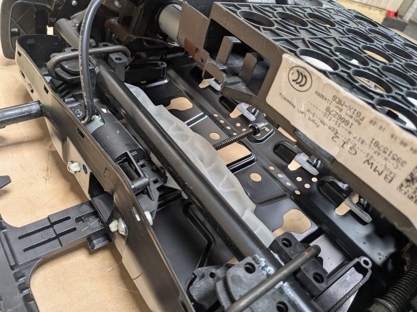 16-22 OEM BMW G12 740 750 Front Left Driver Seat Rail Track Frame w/Motors