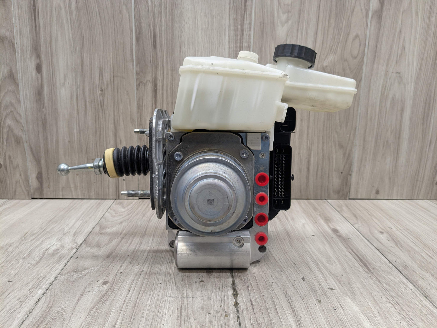 OEM BMW G11 G12 G14 G15 G16 ABS Brake Booster Anti Lock Cylinder Pump Assembly