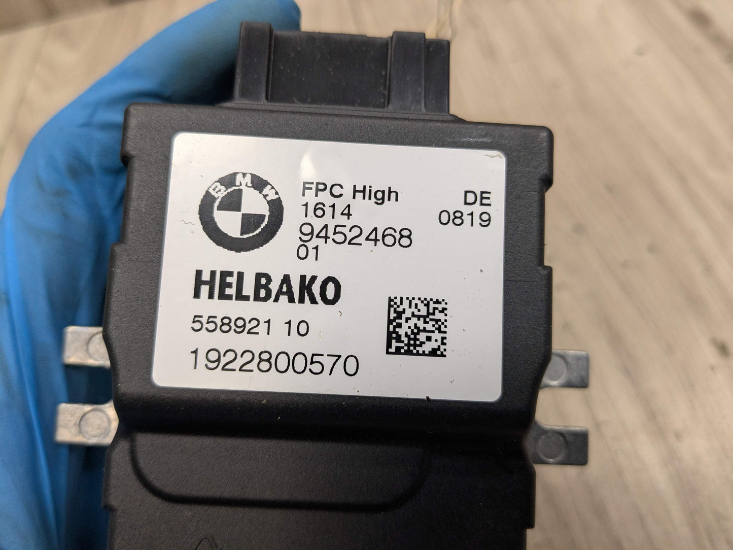 17-24 OEM BMW G01 G05 G12 G20 G22 G42 G30 G80 G82 Fuel Pump Control Module Unit