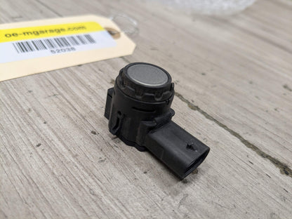 *OEM BMW F90 G11 G12 G15 G16 G20 G30 Rear Bumper Inner Parking PDC Sensor Gray