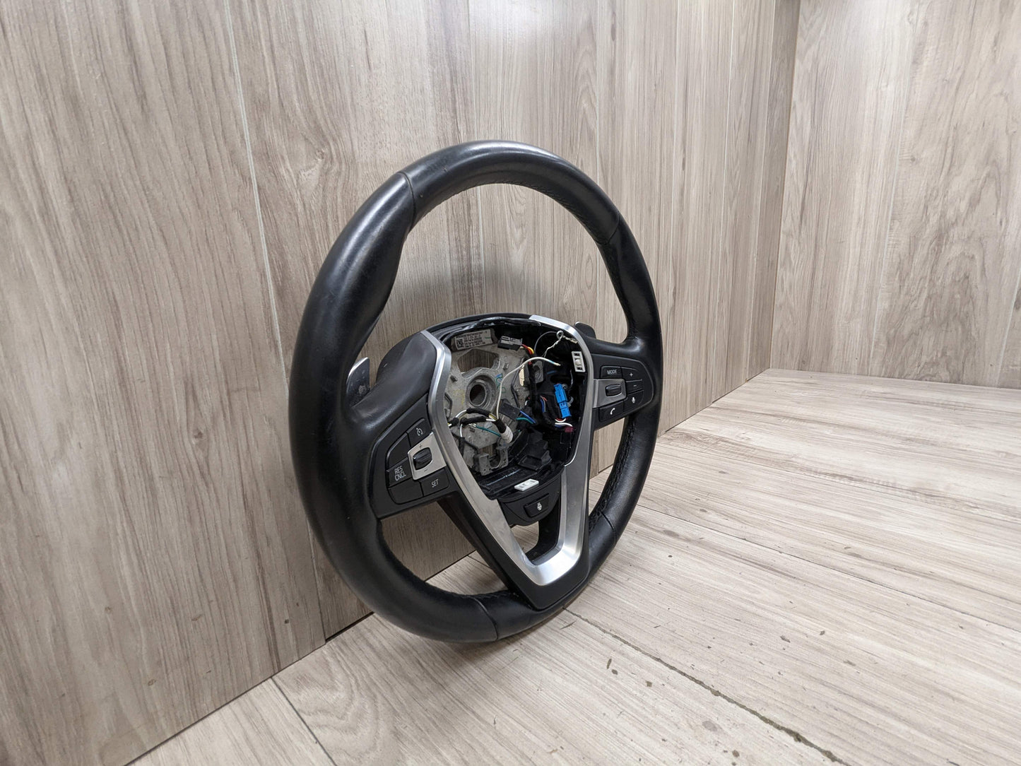 OEM BMW G05 G07 G12 G16 G30 M SPORT Leather Steering Wheel w/ Shifters HEATED