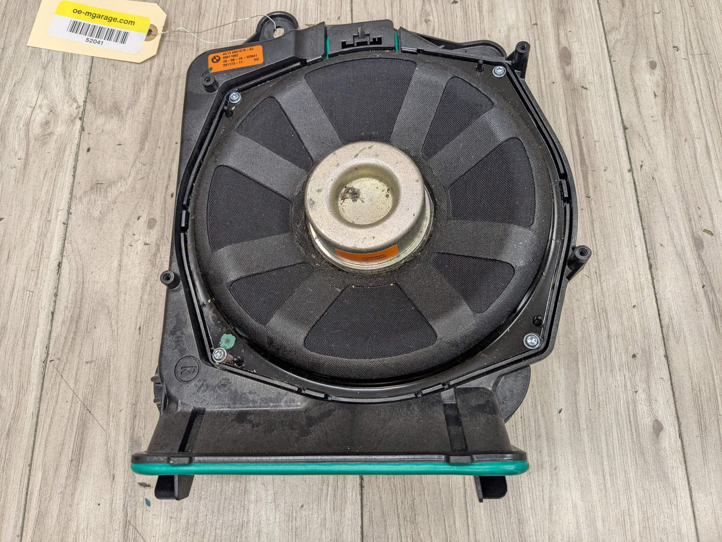 16-22 OEM BMW G30 G12 F90 Front Right Passenger Sub Subwoofer Speaker Harman