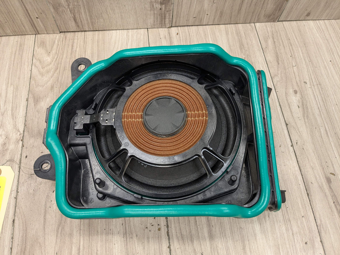 16-19 OEM BMW G30 G12 F90 Front Left Sub Subwoofer Audio Speaker Harman Kardon