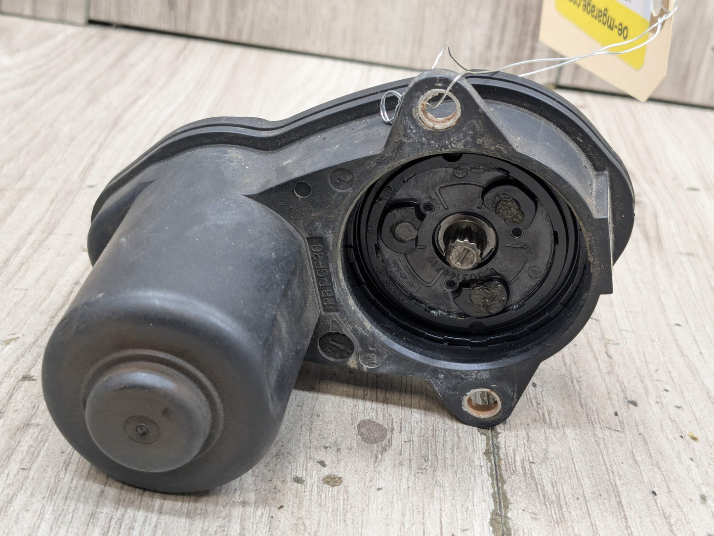 OEM BMW F90 G07 G12 G30 G80 G82 G83 M3 M4 M8 Rear Parking Brake Actuator Motor