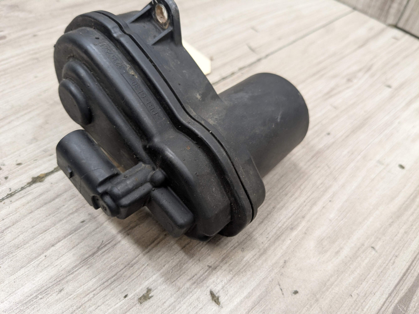 OEM BMW F90 G07 G12 G30 G80 G82 G83 M3 M4 M8 Rear Parking Brake Actuator Motor