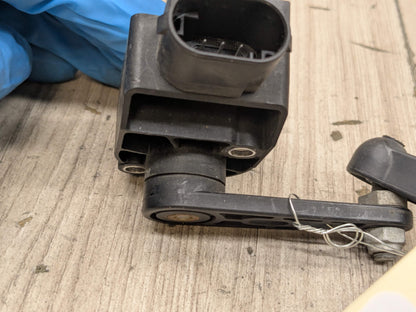 OEM BMW F30 F80 G20 G30 M3 Front Rear Left Right Suspension Height Level Sensor