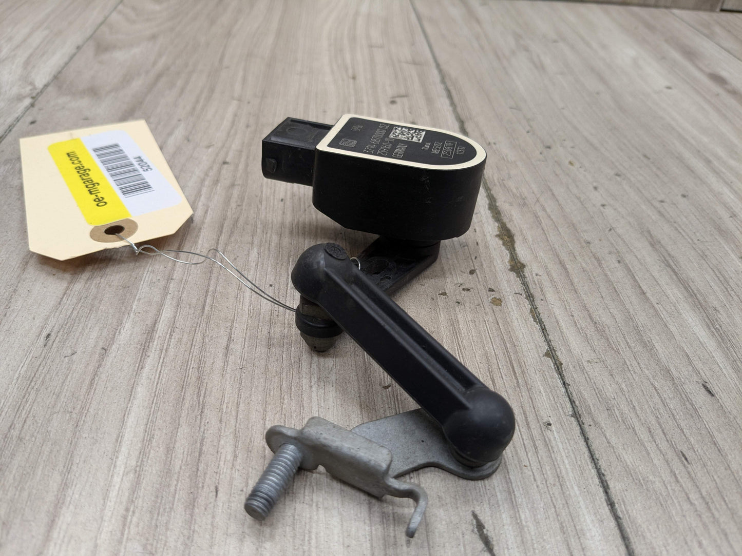 OEM BMW F30 F80 G20 G30 M3 Front Rear Left Right Suspension Height Level Sensor