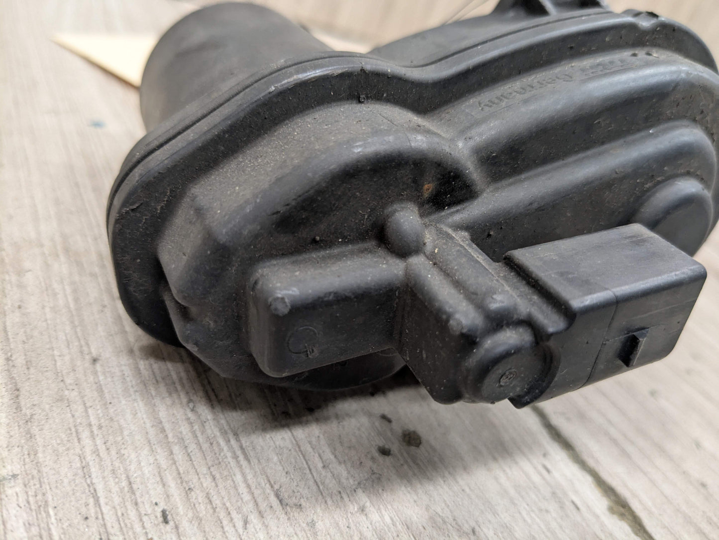 OEM BMW F90 G07 G12 G30 G80 G82 G83 M3 M4 M8 Rear Parking Brake Actuator Motor