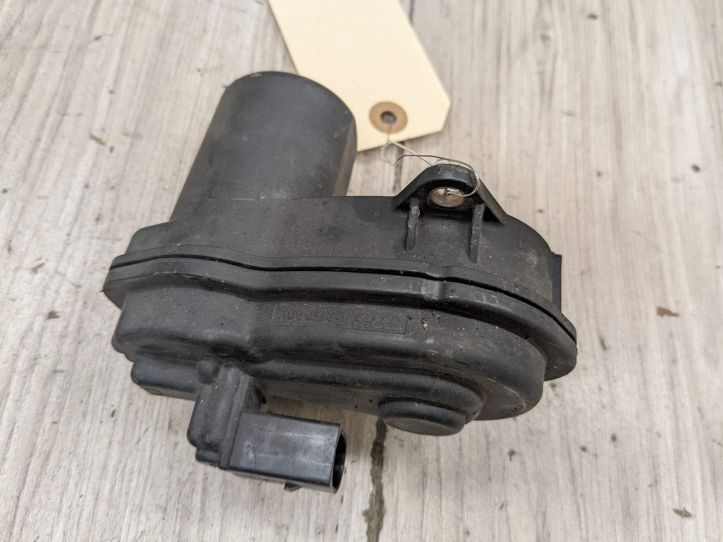 OEM BMW F90 G07 G12 G30 G80 G82 G83 M3 M4 M8 Rear Parking Brake Actuator Motor