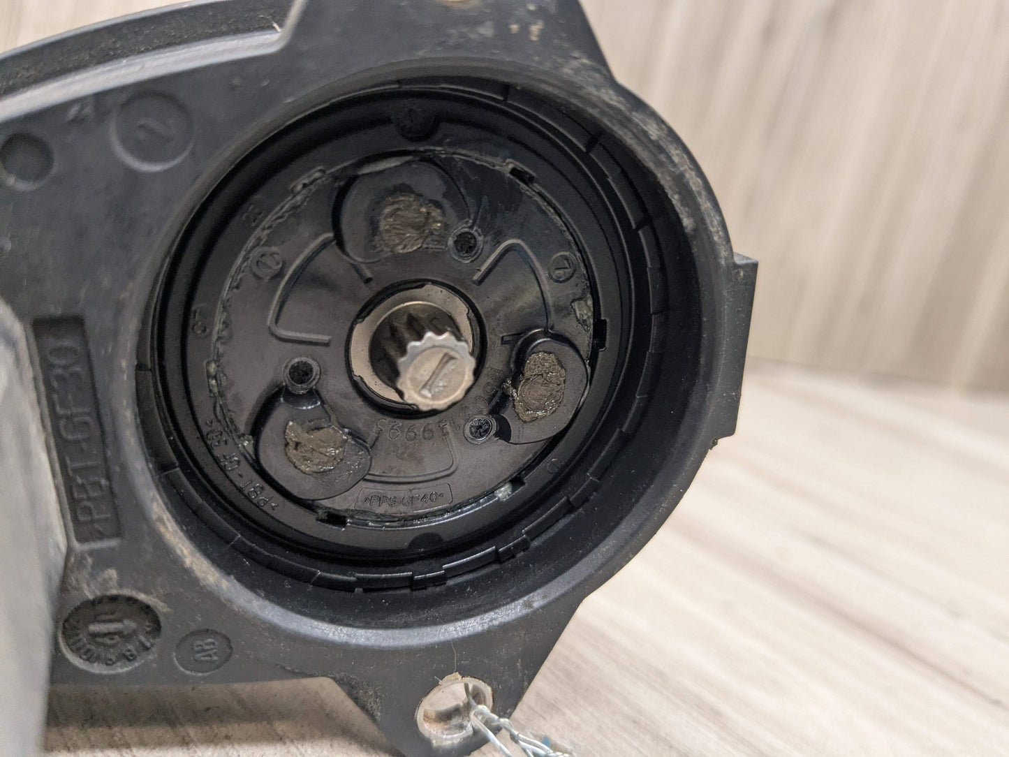 OEM BMW F90 G07 G12 G30 G80 G82 G83 M3 M4 M8 Rear Parking Brake Actuator Motor