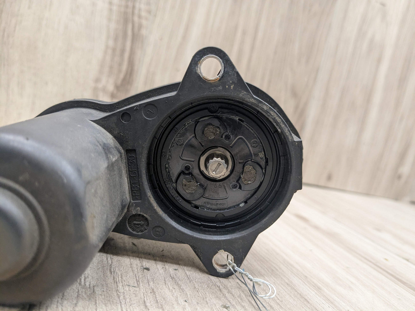 OEM BMW F90 G07 G12 G30 G80 G82 G83 M3 M4 M8 Rear Parking Brake Actuator Motor