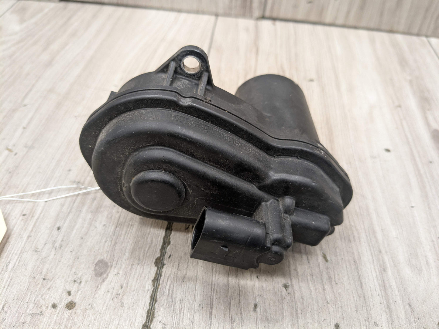 OEM BMW F90 G07 G12 G30 G80 G82 G83 M3 M4 M8 Rear Parking Brake Actuator Motor