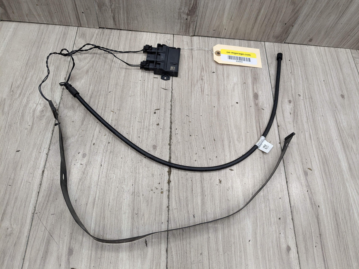 OEM BMW F44 F48 F90 G12 G30 X1 G01 X3 Control Unit Smart Opener Module w/ Sensor