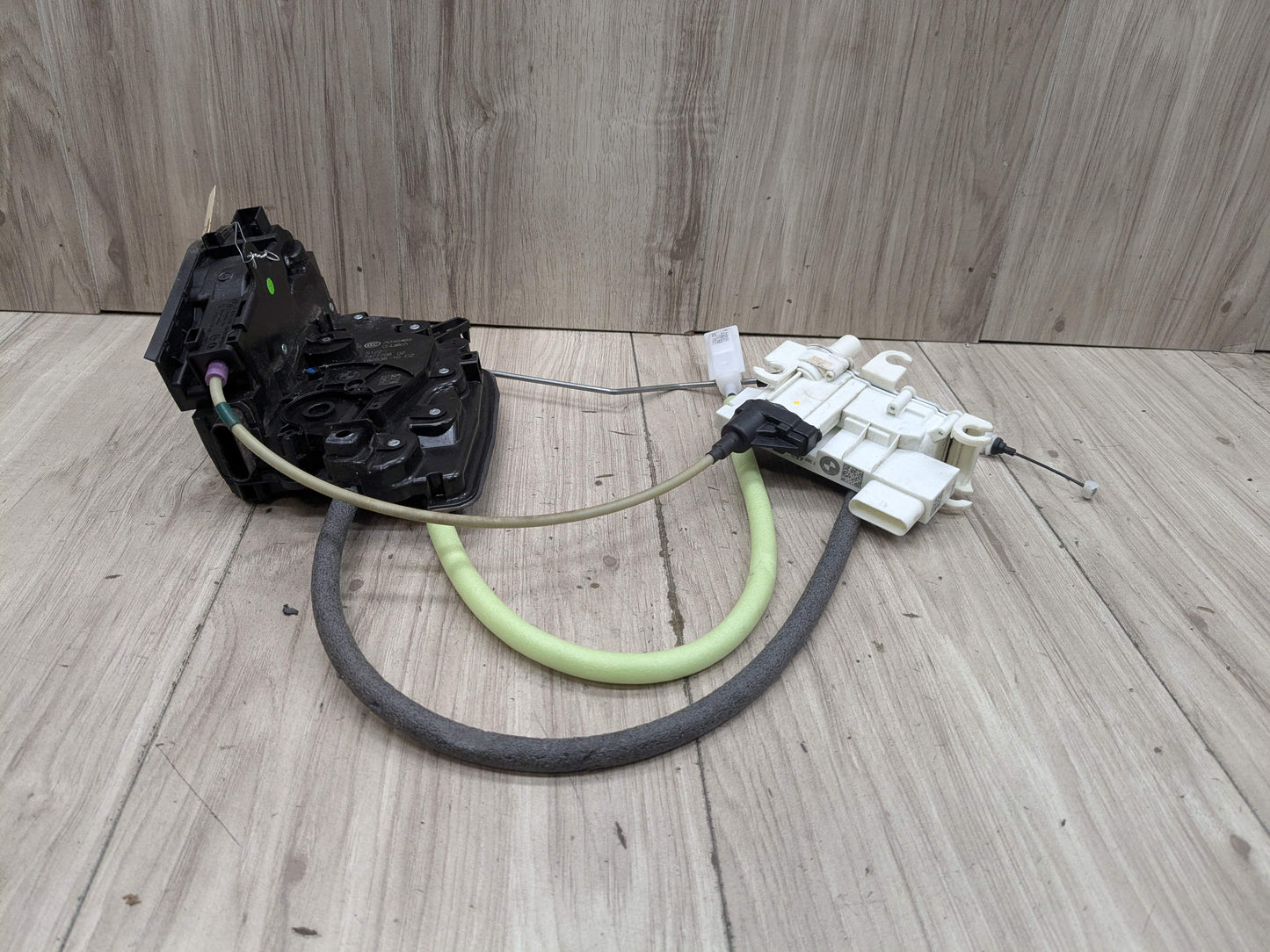OEM BMW G05 G06 G07 G12 G16 G30 Rear RIGHT Door Soft Lock System Latch Actuator