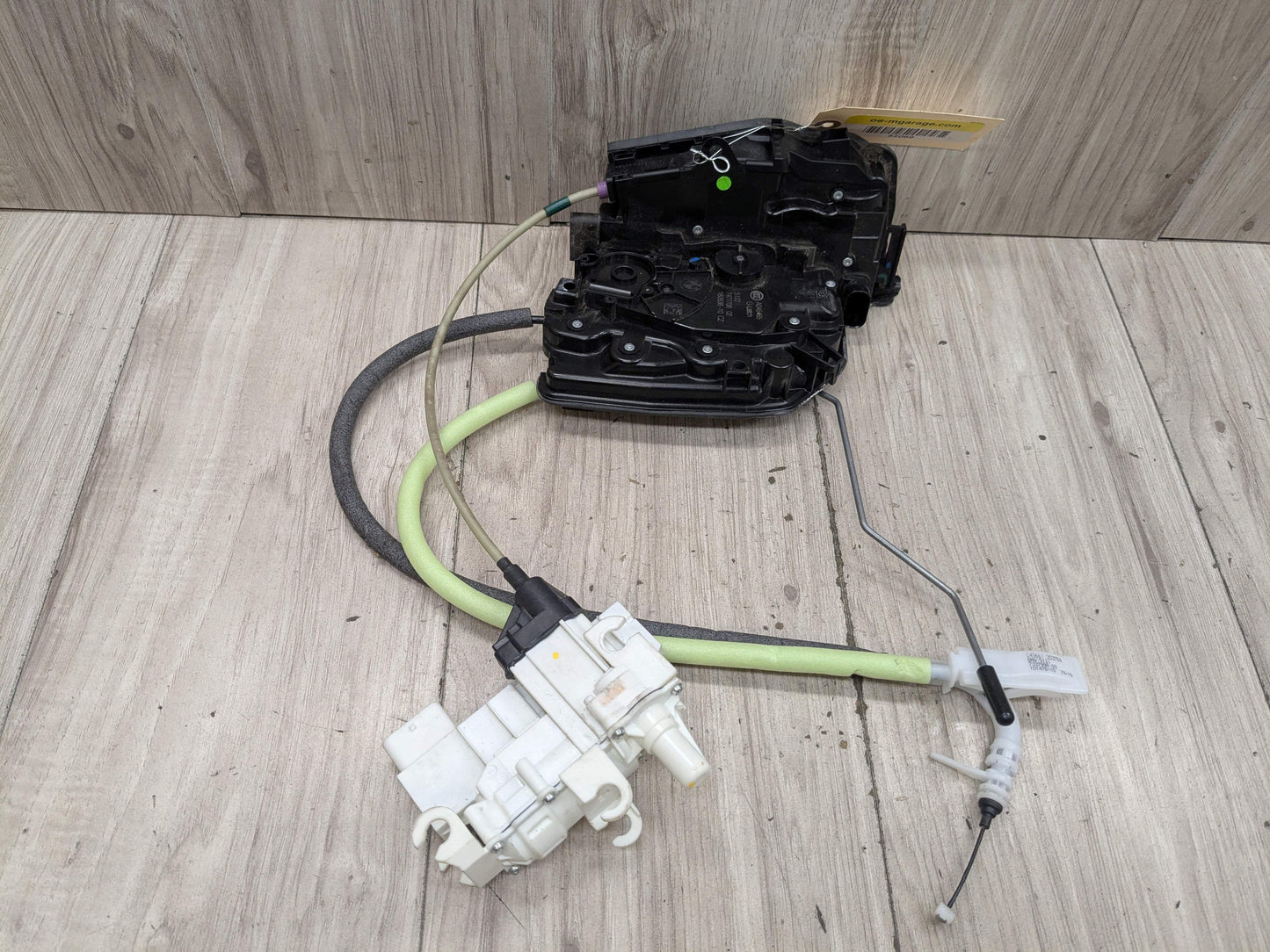 OEM BMW G05 G06 G07 G12 G16 G30 Rear RIGHT Door Soft Lock System Latch Actuator