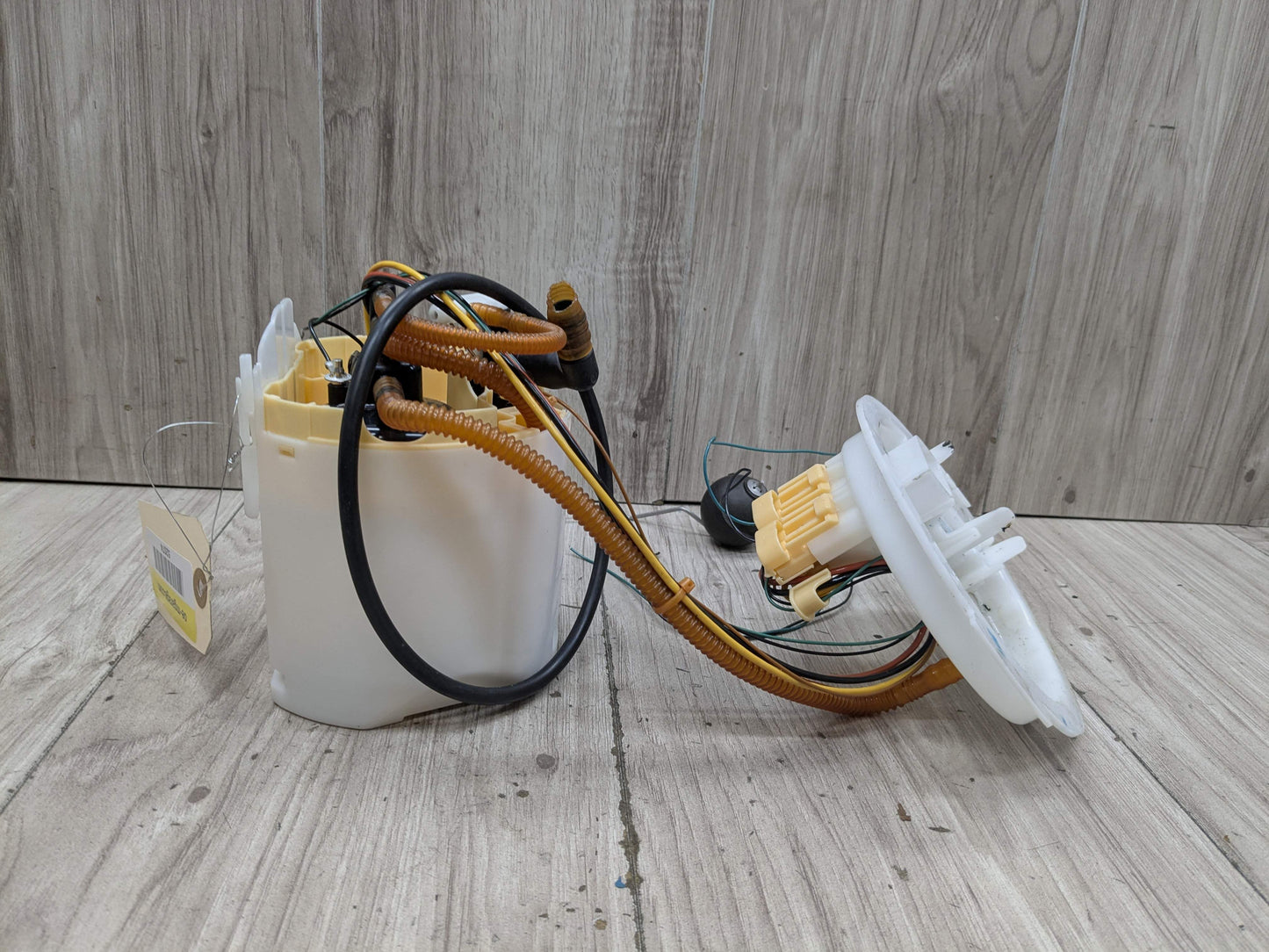 16-22 OEM BMW G11 G12 740 750 Engine B58 Gas Tank Fuel Pump Sending Unit
