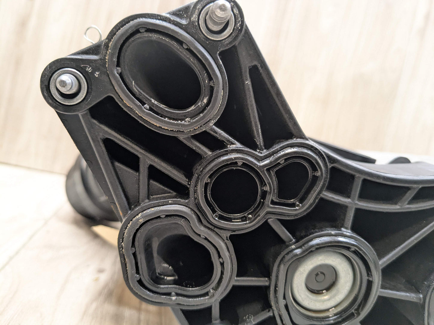 OEM BMW G01 G05 G16 G20 G22 G26 G30 Engine B58 Filter Oil Filter Housing Cooler