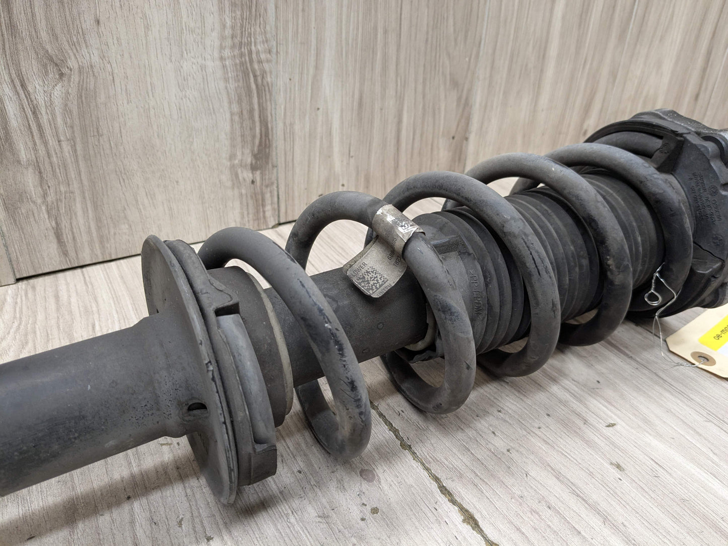 18-24 OEM BMW G01 X3 30i 30iX REAR Left or Right Spring Strut Shock Absorber