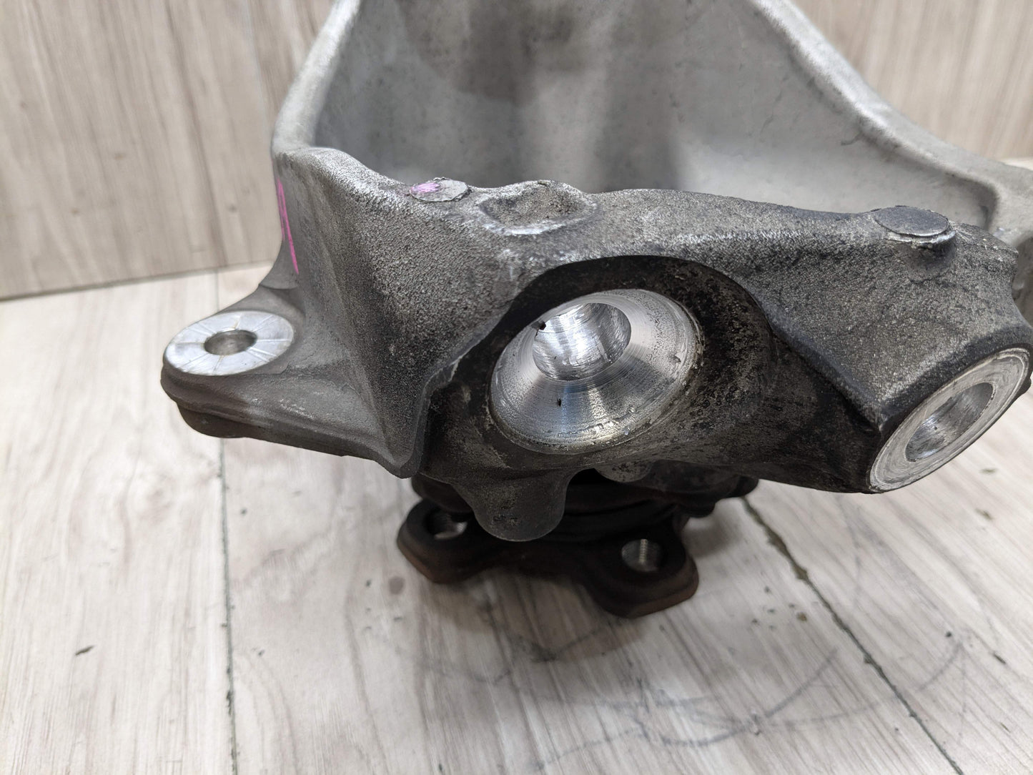 OEM BMW G01 G02 X3 X4 FRONT Left Driver Side Knuckle Spindle Wheel Hub Bearing