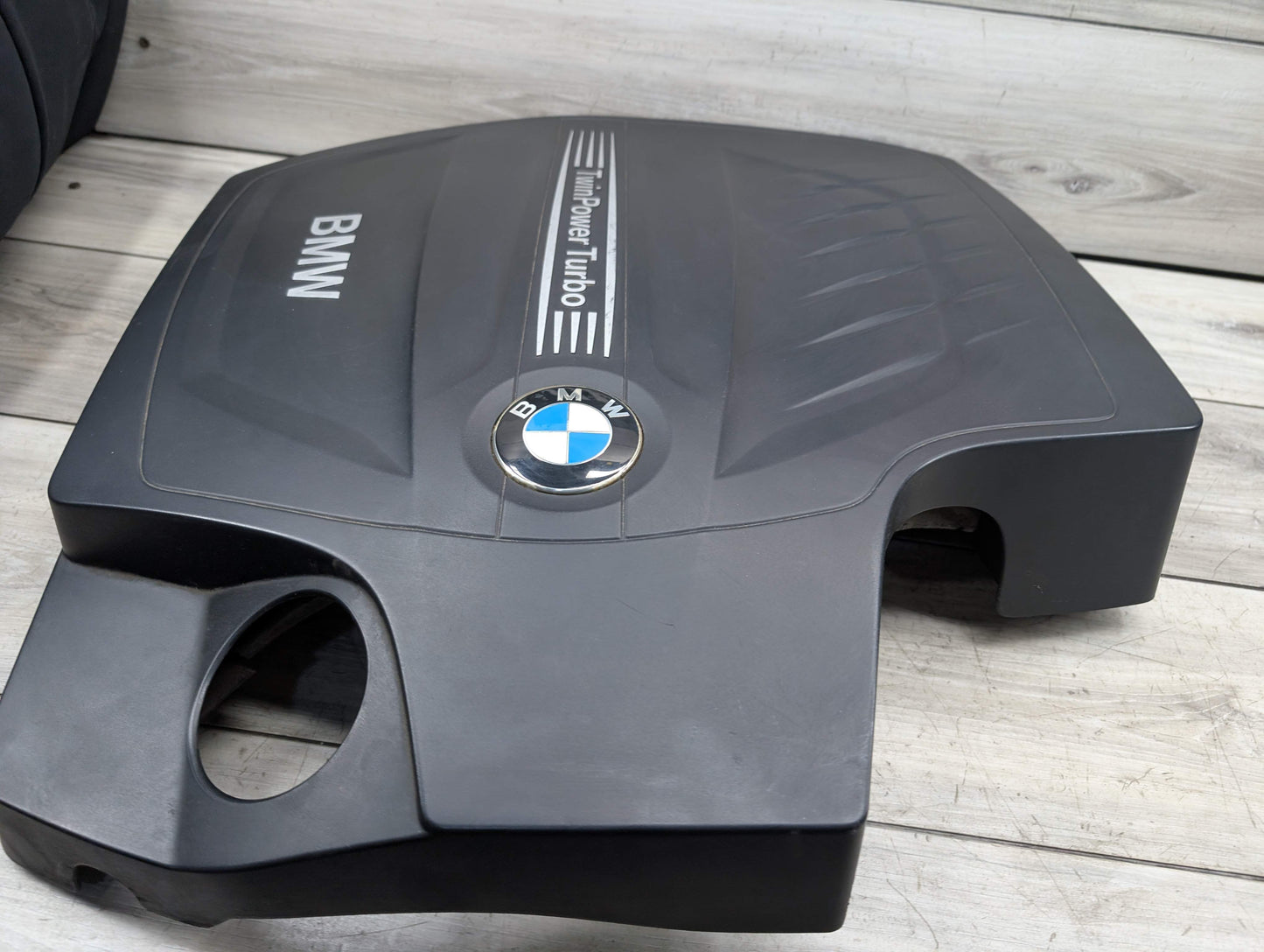 12-17 OEM BMW F30 F32 F33 F36 335 435 Engine N55 Twin Turbo Valve Cylinder Cover