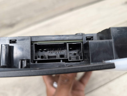 OEM BMW F30 F32 F36 F80 F82 F87 M3 M4 335 435 Roof Console Dome Light SOS Switch