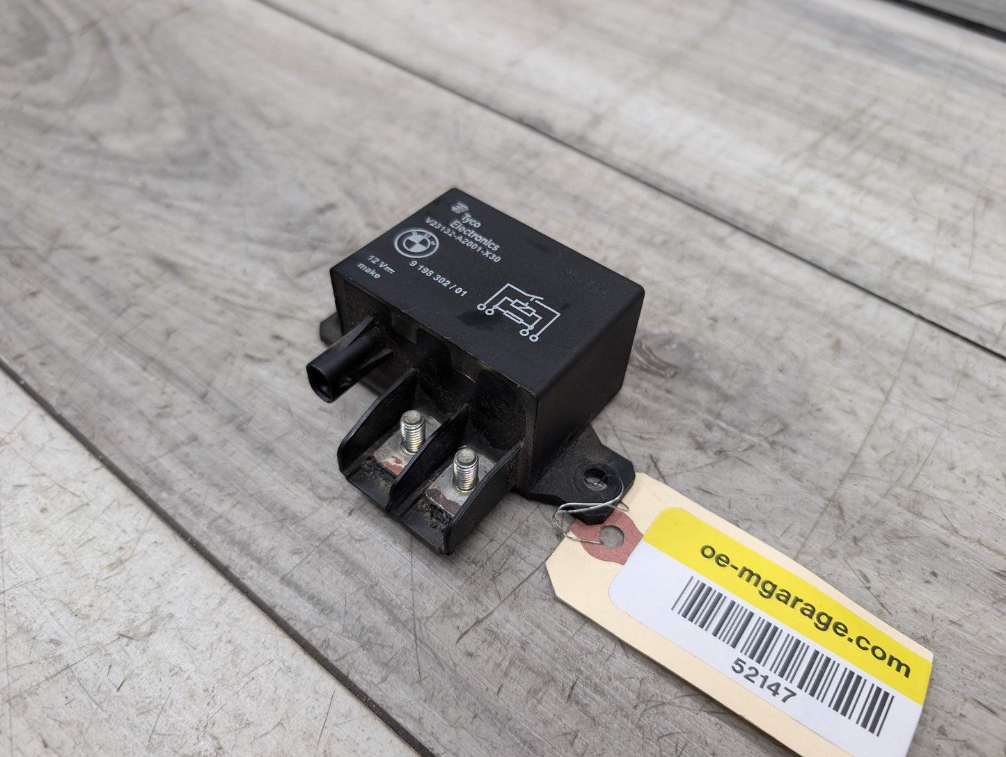 OEM BMW F10 F13 F02 F30 F32 F80 F82 F85 M3 M4 M6 Cooling Fan Relay Control 130A